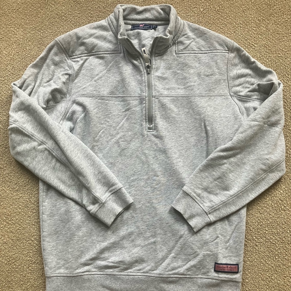 Vineyard vines shep shirt.  Grey.  Size large.